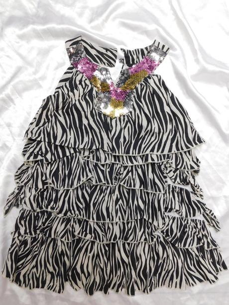 Pekne letne šaty, 122