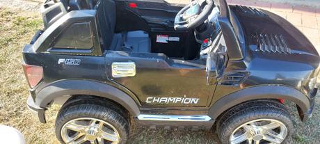 Elektricke auticko pre jedneho, 