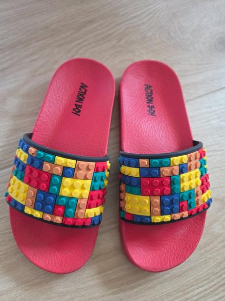 Šlapky lego vzor, 30