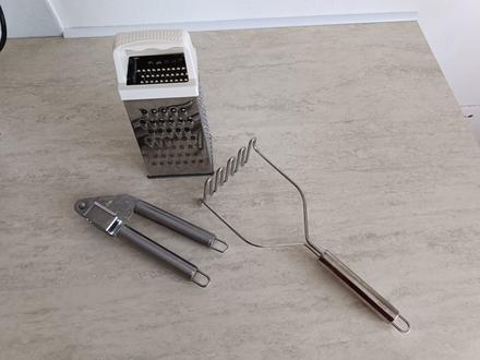 Pomôcky do kuchyne, 