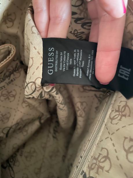 Kabelka guess bezova, guess