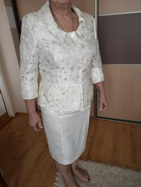 Elegantny letny kostym, 44