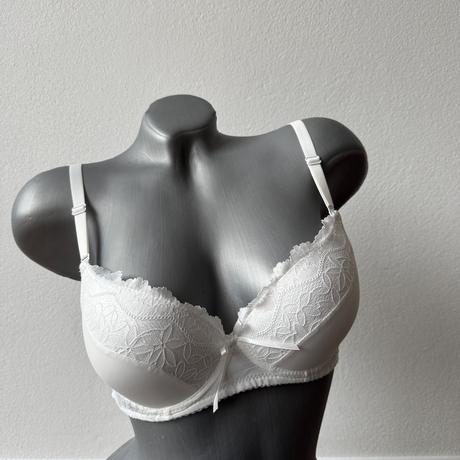 Mierne vystužená podprsenka s kosticou 88606, 75b / 80b / 85b / 90b / 95b