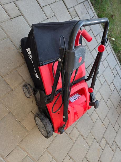 Prevzdušňovač trávnika, 