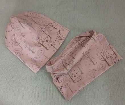 Čiapka a nákrčník, 116