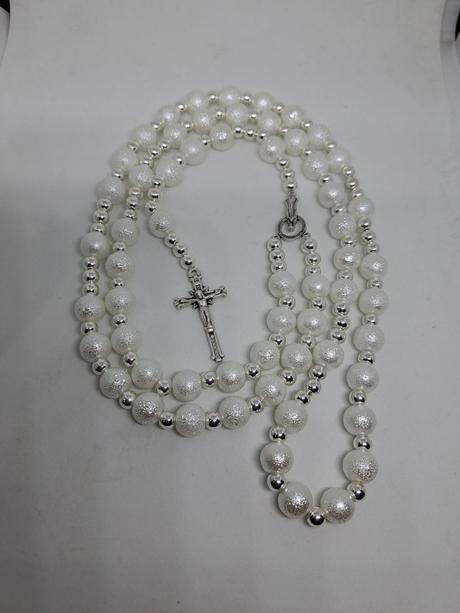 Ruženec s menom a dátumom e203, 