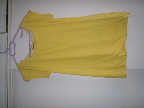 Všetko kus po 2 eur, l