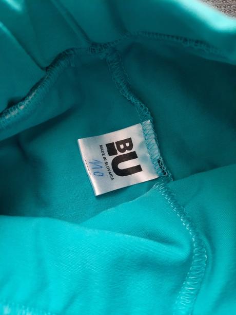 Krátke sukňolegíny, 110