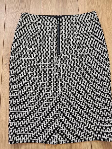 Sukna, marks & spencer,40