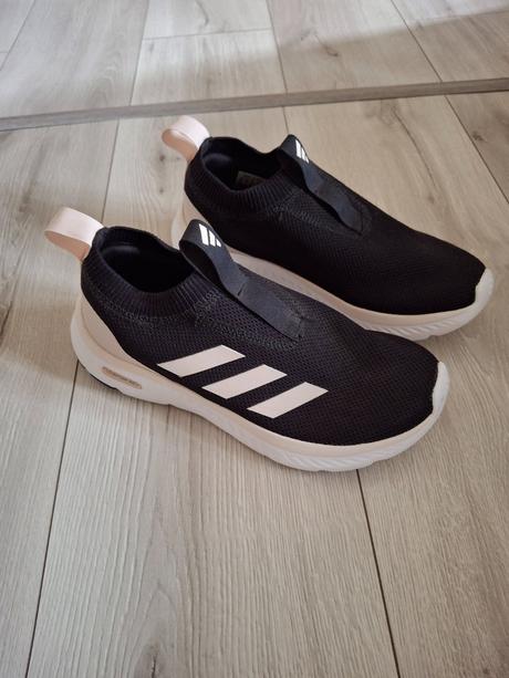 Veĺmi ĺachké tenisky vel. 36,5, adidas,36