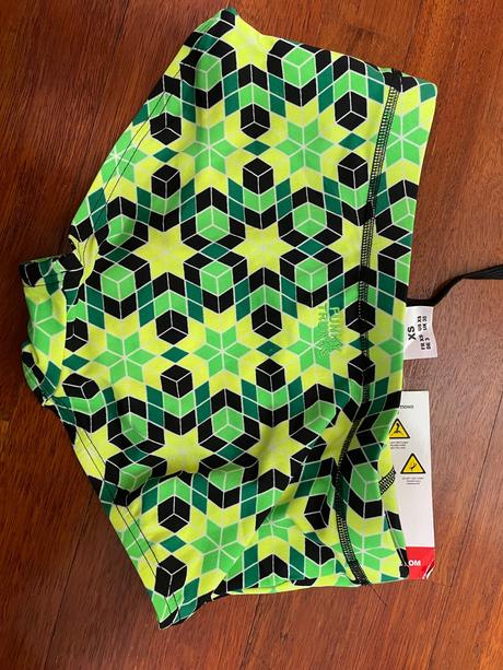 Funky trunks, funky trunks,158