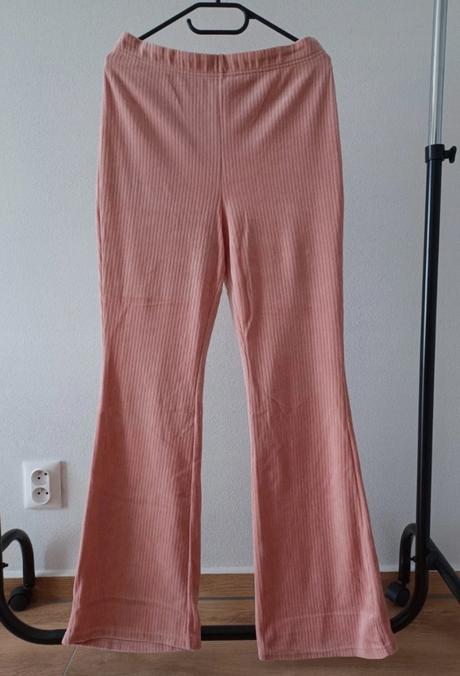 Zvonové rebrované nohavice, new yorker,xs