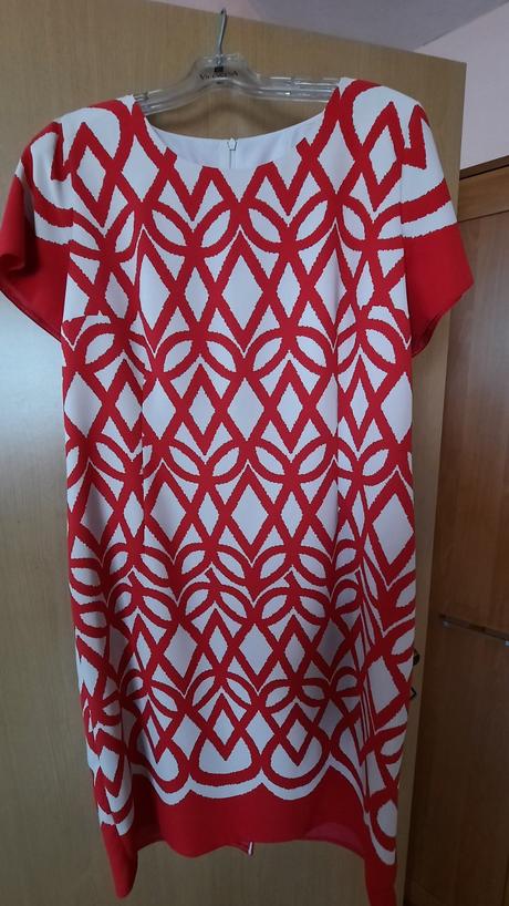 Slávnostné šaty s kabátikom, 46