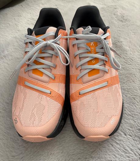 Bežecké tenisky, 41