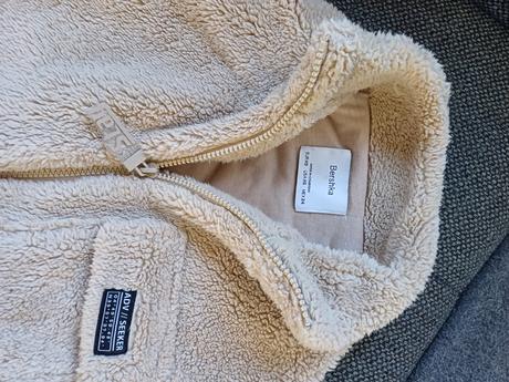 Mikina chlpatá, bershka,xs