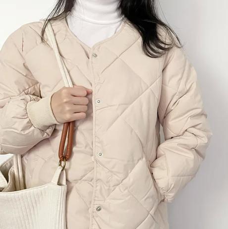 Krásna prechodná bunda značky green apple, s