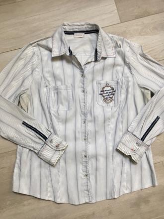 Obľúbená košeľa, 48