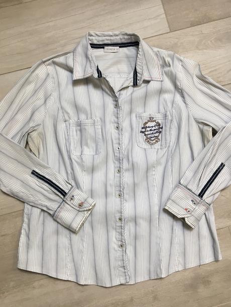 Obľúbená košeľa, 48