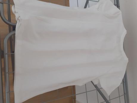 Dievcenske biele tricko s peknym obrazkom, calliope,146