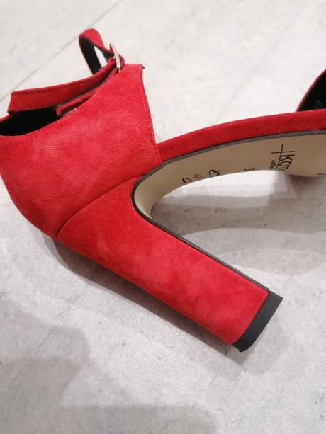 Kotyl kožené sandále červené, 37