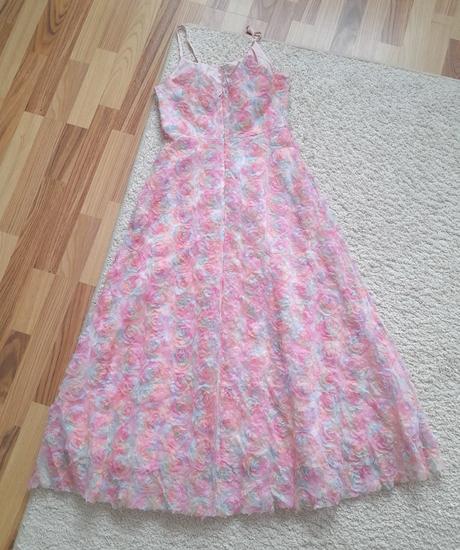 Tylové spoločenské šaty, m