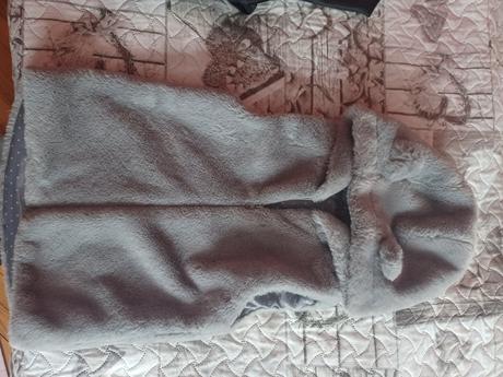 Vestička, litex,122