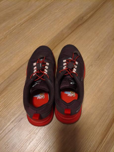 Dievčenské tenisky, 35