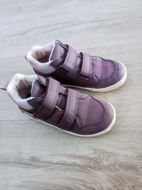 Dievčenské tenisky, 29