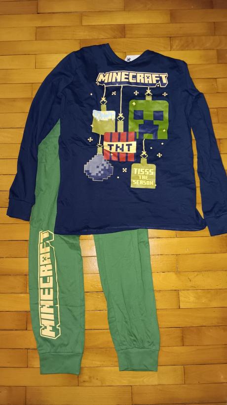 Pyžamo reserved, reserved,158