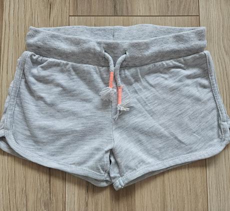 Kraťasy, f&f,98
