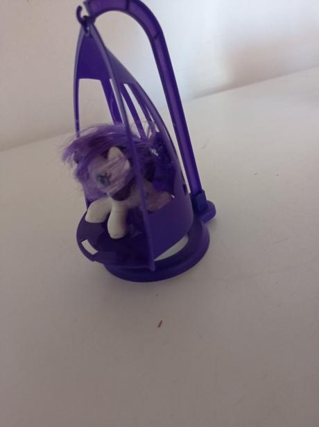 Pony s hupackou,