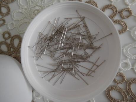 Špendlíky kovová hlavička 700 g,, 