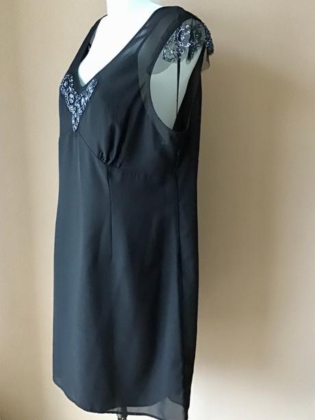 Krasne saty s koralkami /94, marks & spencer,46