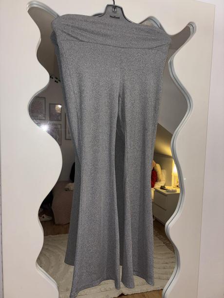 Zvonove legíny shein xs, xs