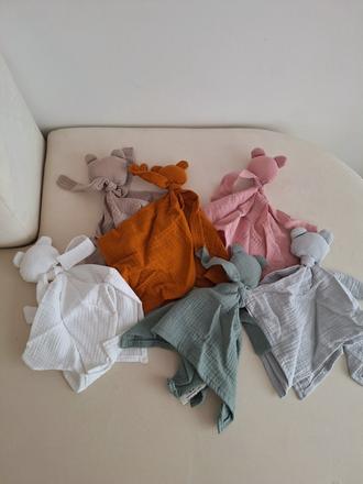 Mušelínový mojkáčik, 