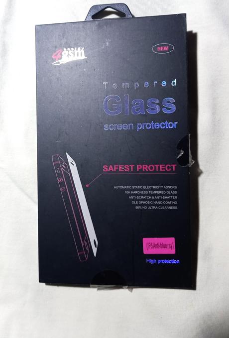 4 kusy tvrdene ochranne skla na mobil, prestigio