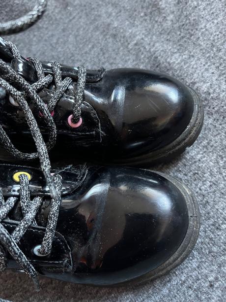 Prechodná jemne zateplene lakovane topanky, sinsay,27