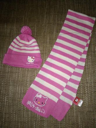 Dievčenská čiapka a šál, 122