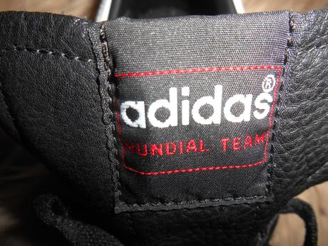 Turfy adidas mundial team veľ.42, adidas,42