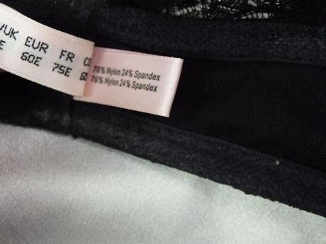 Kvalitná čierna podprsenka, 60d