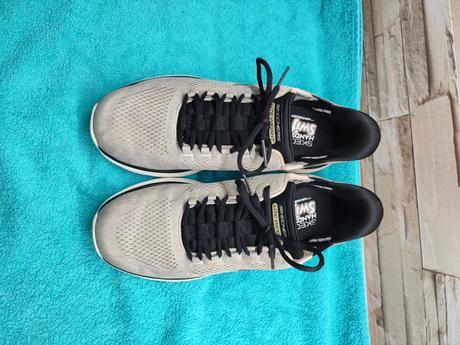 Skechers 42 - šedé našuchovacie tenisky, skechers,42