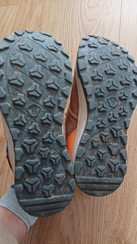 Topánky pre chlapca, quechua,35