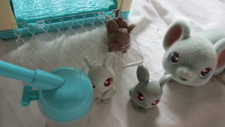 Figurka little  pets, 