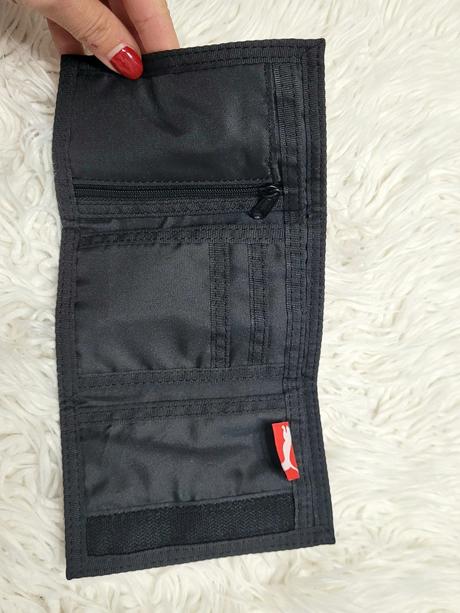 Puma peňaženka, puma