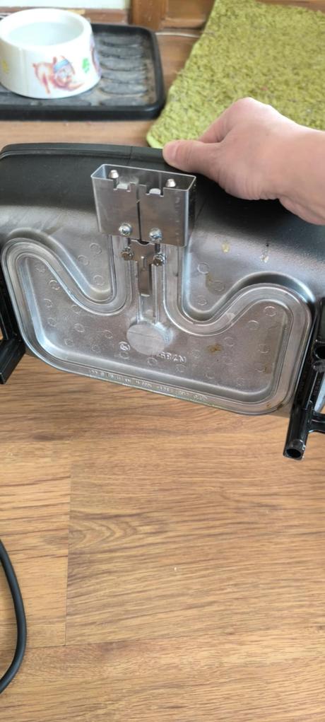 Viacúčelova panvica eta, eta