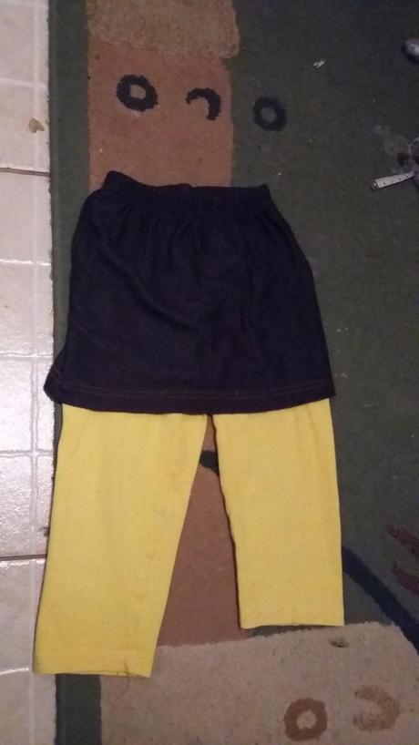 Legínky so všitou sukničkou, 116