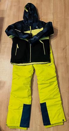 Lyžiarske oblečenie, 152