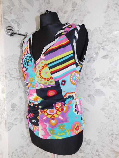 Luxusny velmi pekny top, 40