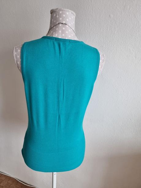 Tyrkysová pletená vesta 38, 38