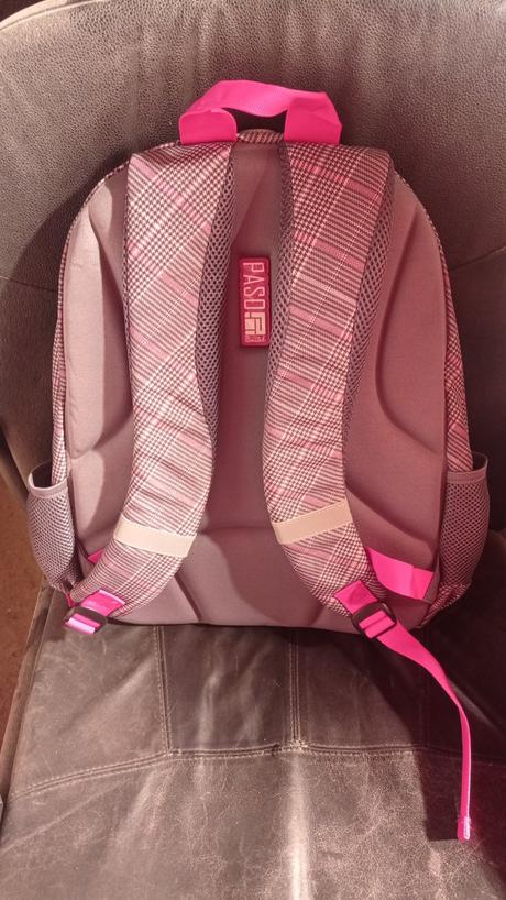 Dievčenská školská taška,